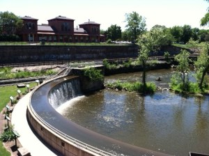 Kent Ohio waterfall on Cuyahoga River